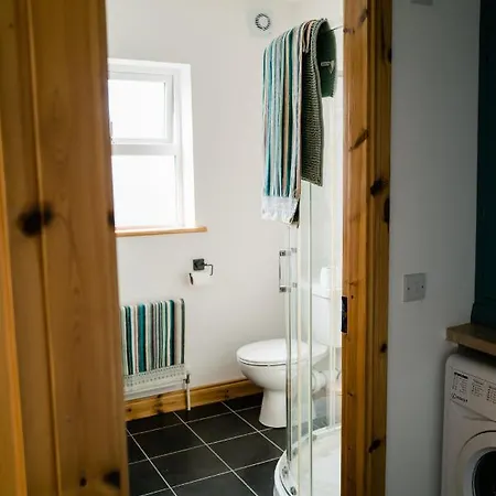 Modern Self Catering Apartment, Miltown Malbay Milltown Malbay Extérieur photo